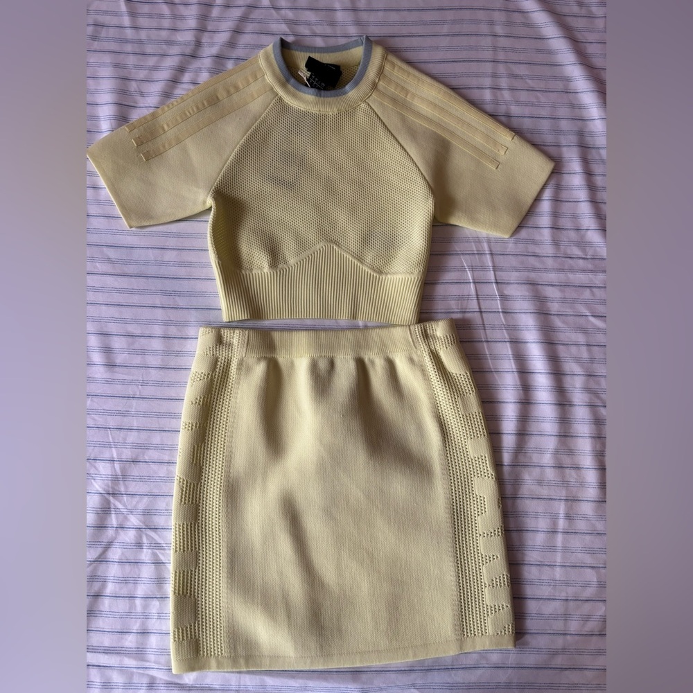💛IVY PARK x Adidas Yellow Knit Set – Rare and sold out💛